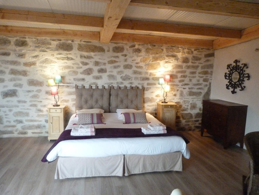 Bout De Cote Bed & Breakfast Lacam-dʼOurcet Dış mekan fotoğraf
