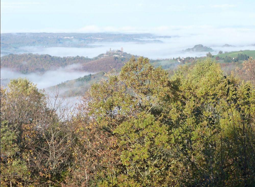 Bout De Cote Bed & Breakfast Lacam-dʼOurcet Dış mekan fotoğraf