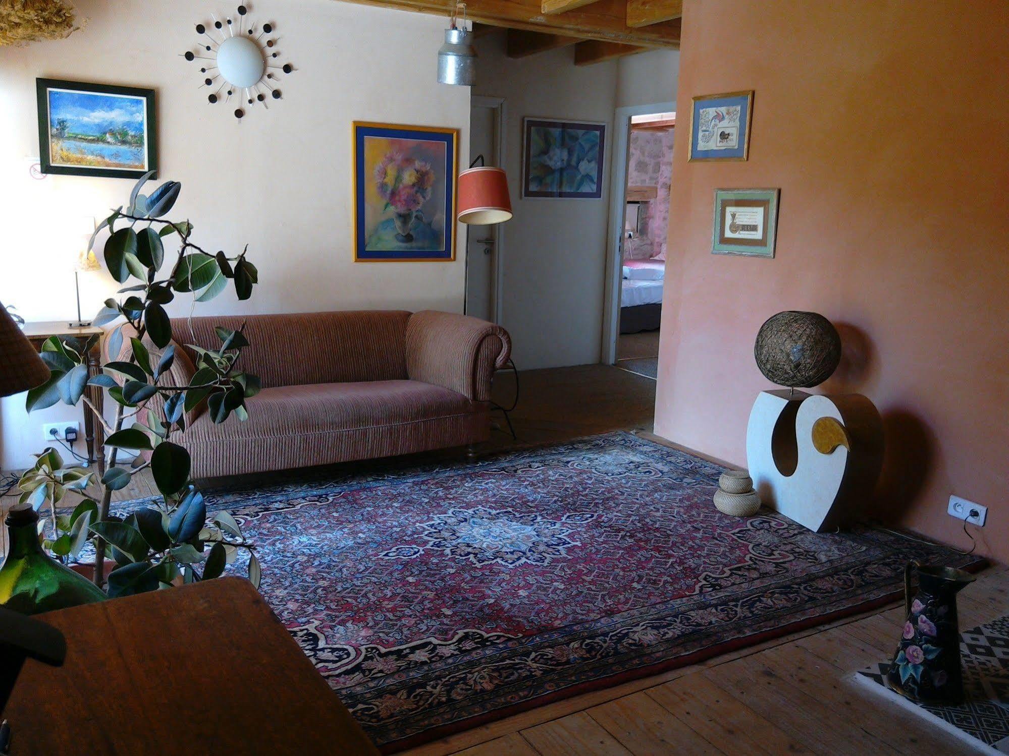 Bout De Cote Bed & Breakfast Lacam-dʼOurcet Dış mekan fotoğraf
