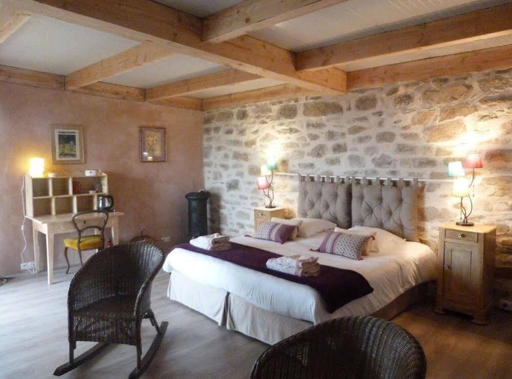 Bout De Cote Bed & Breakfast Lacam-dʼOurcet Dış mekan fotoğraf